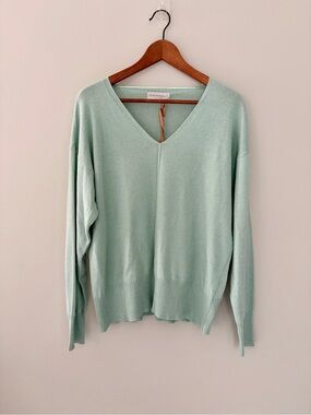 Bianco & Blu V-Neck Women's Sweater Cashmere Silk Wool blend - NWT - Women’s XL